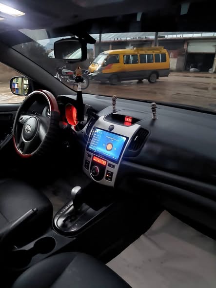 كيا فورتي 2009