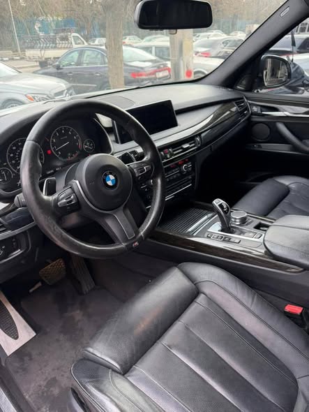 بي إم دبليو اكس 5 2018 - صورة 5