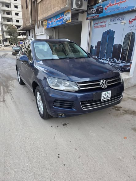 فولكس فاجن طوارق 2012