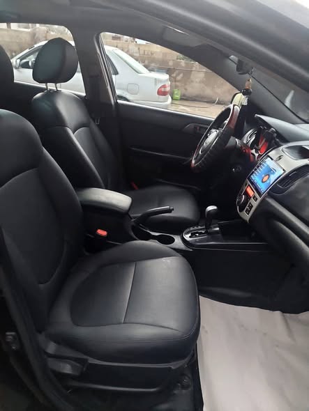 كيا فورتي 2009