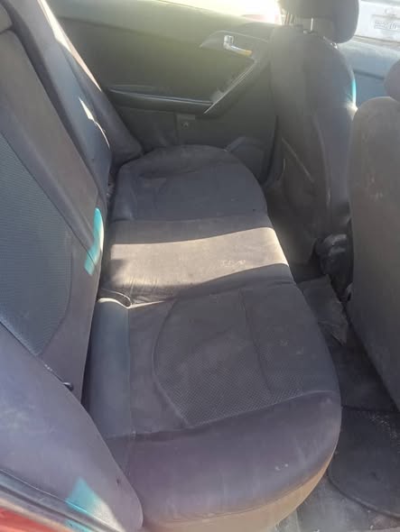 كيا فورتي 2010 - صورة 5