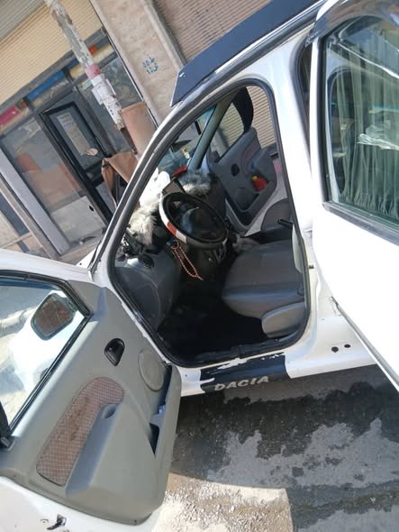 داسيا لوغان 2011