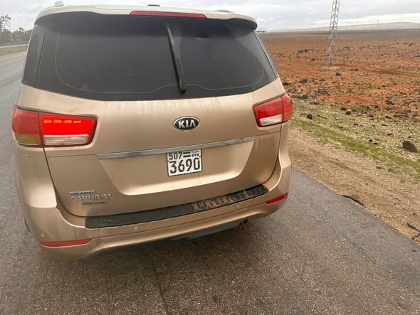 كيا كرنفال 2016 - صورة 2