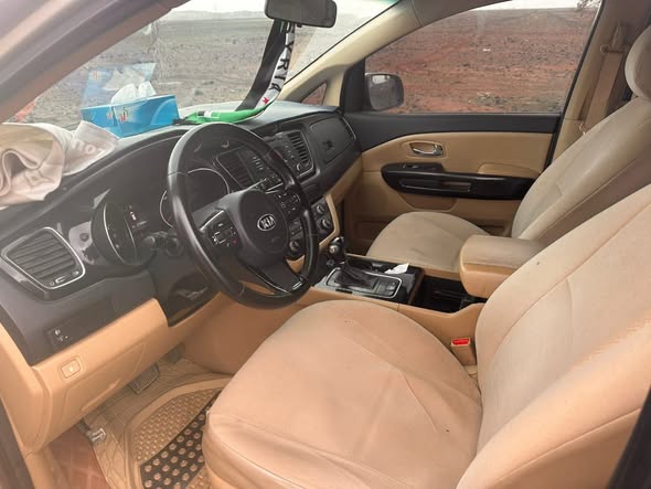 كيا كرنفال 2016 - صورة 5