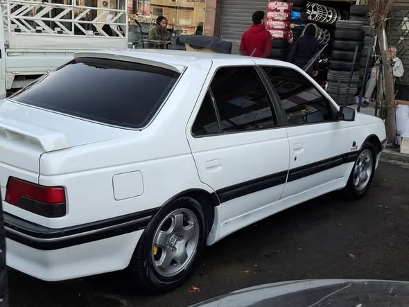 بيجو ٤٠٥ 1993 - صورة 3