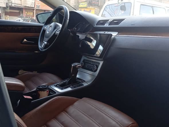 فولكس فاجن باسات CC 2011