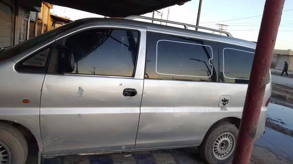 هيونداي ستاريكس 2003 - صورة 2