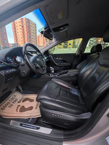 هيونداي أزيرا 2011 - صورة 1