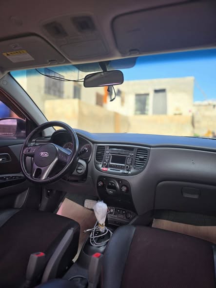 كيا ريو 2010 - صورة 1