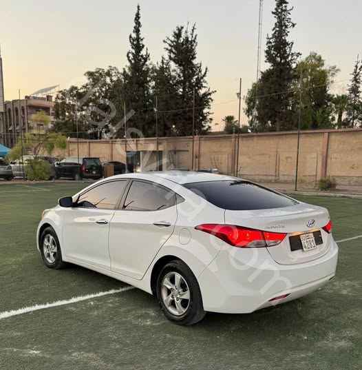 هيونداي أفانتي 2014