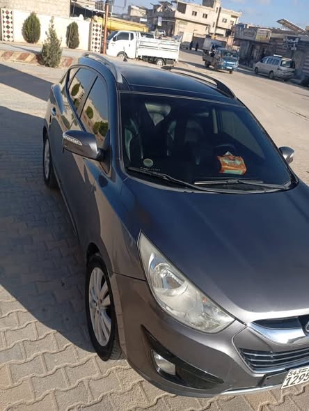 هيونداي توسان 2011 - صورة 2