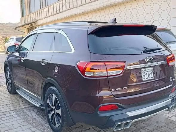 كيا سورينتو 2015 - صورة 3