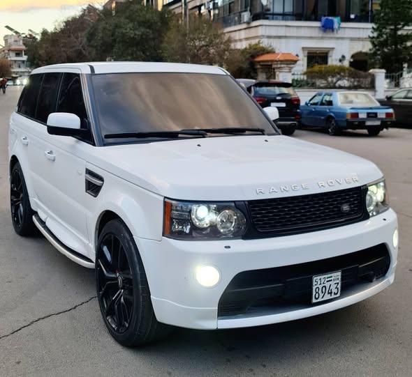 رانج روفر سبورت 2013 - صورة 2