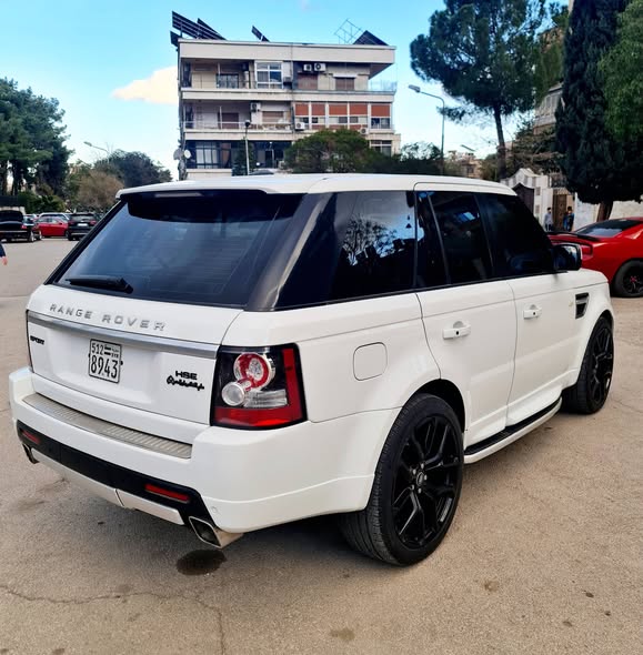 رانج روفر سبورت 2013 - صورة 3