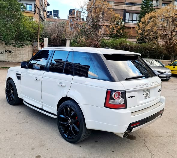 رانج روفر سبورت 2013 - صورة 4