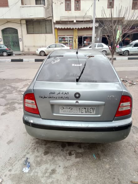 سكودا اوكتافيا 2001 - صورة 3