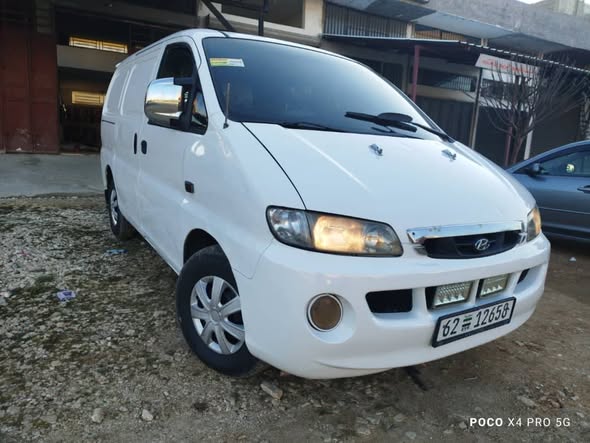 هيونداي ستاركس 2001 - صورة 1