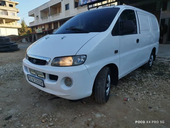 هيونداي ستاركس 2001 - صورة 2