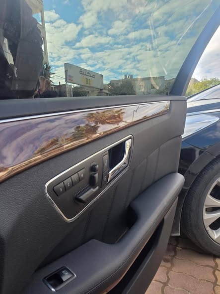 مرسيدس E300 2011