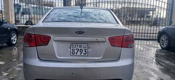 كيا فورتي 2013 - صورة 4