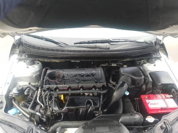 كيا فورتي 2013 - صورة 5