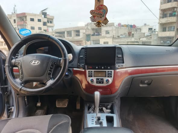 هيونداي سنتافيه 2008 - صورة 2