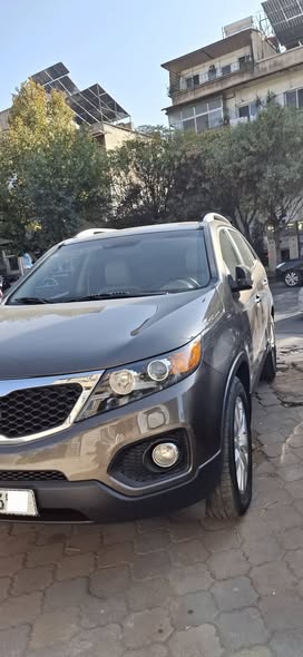 كيا سورينتو 2011 - صورة 1