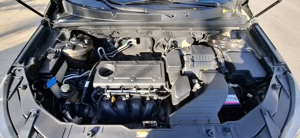 كيا سورينتو 2011 - صورة 2