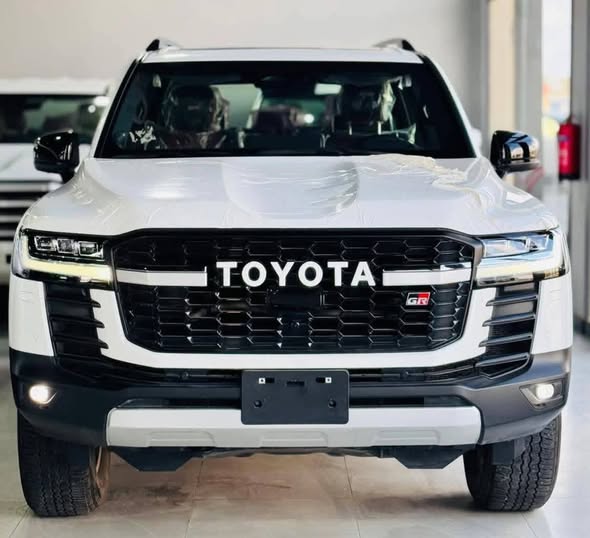 تويوتا لاند كروزر 2025 - صورة 2