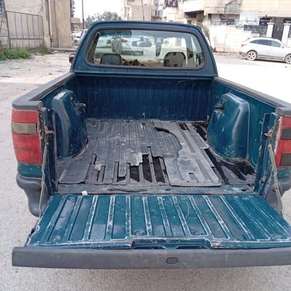 سكودا بيك اب 2001 - صورة 3