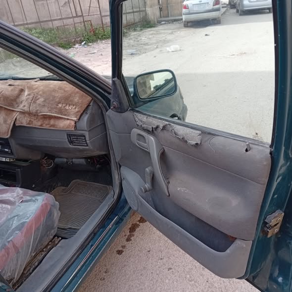 سكودا بيك اب 2001 - صورة 5