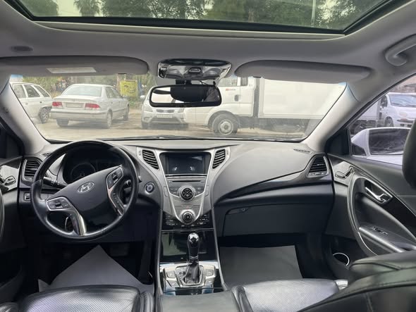 هونداي أزيرا 2011 - صورة 3