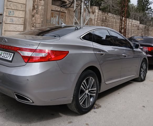 هيونداي أزيرا 2013 - صورة 2