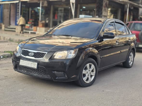 كيا ريو 2011 - صورة 1