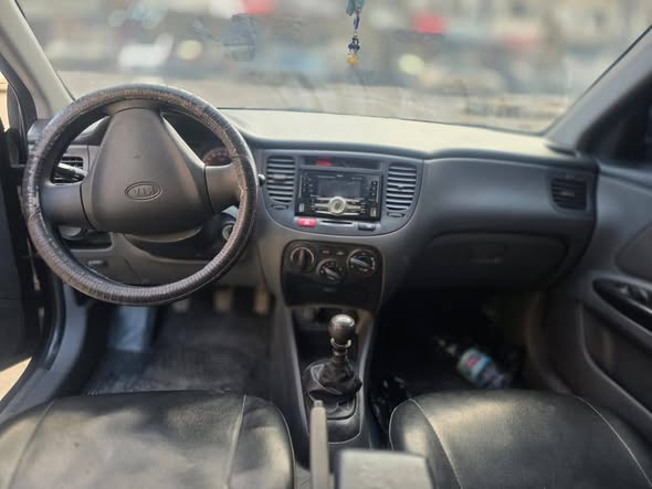 كيا ريو 2011 - صورة 3