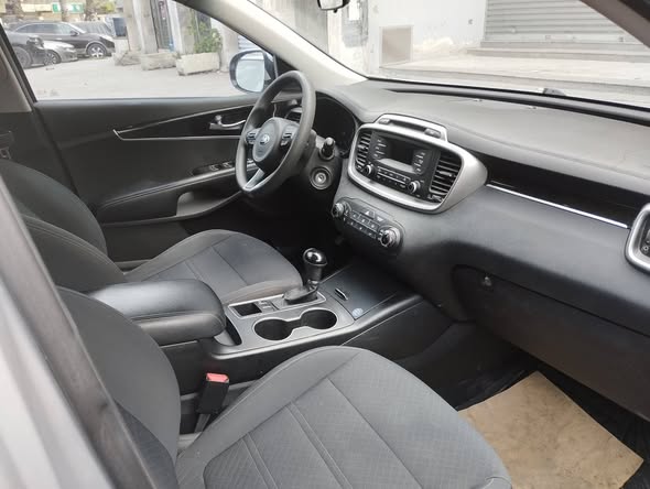 كيا سورينتو 2018 - صورة 2