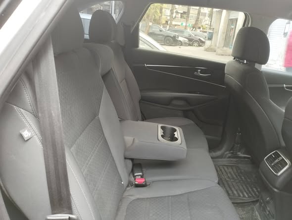 كيا سورينتو 2018 - صورة 3