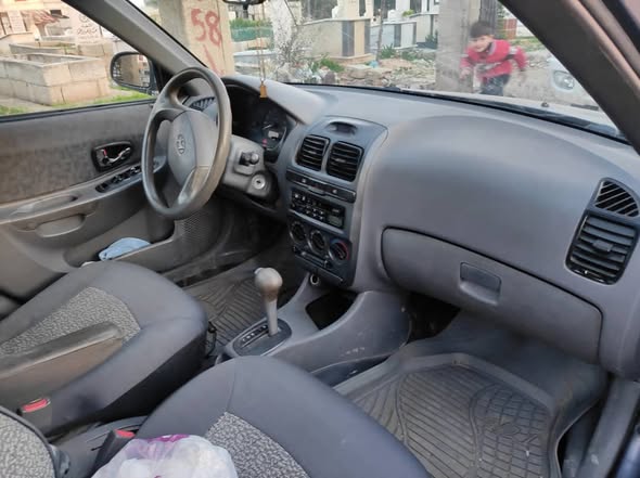 كيا سيراتو 2009 - صورة 3