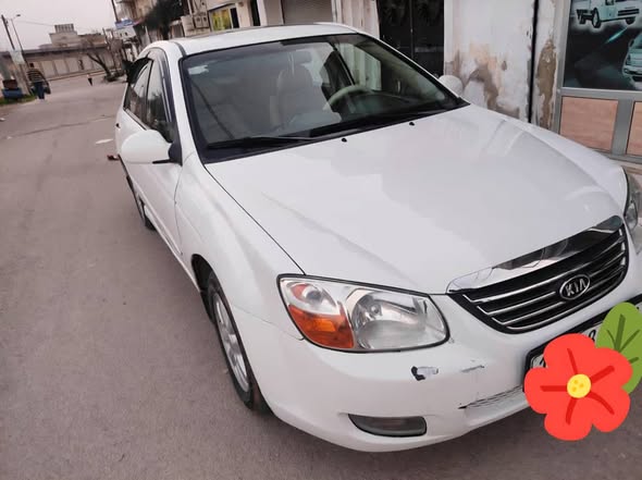 كيا سيراتو 2009 - صورة 4