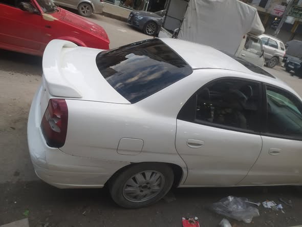 دايو نوبيرا 2004 - صورة 5