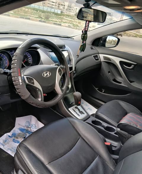 هيونداي النترا 2012