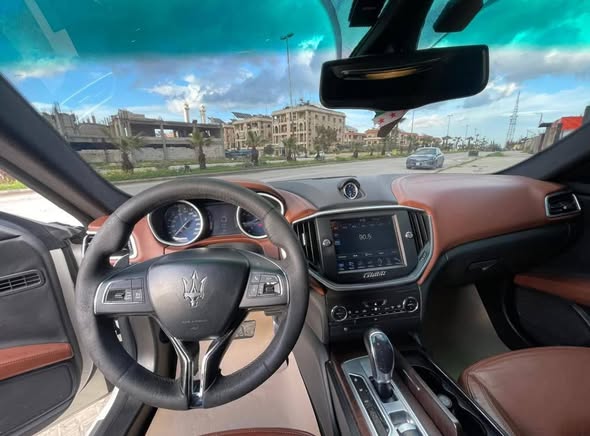 مازيراتي جيبلي 2015 - صورة 3