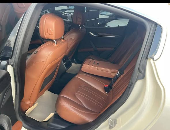 مازيراتي جيبلي 2015 - صورة 5