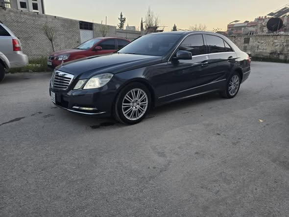 مرسيدس E350 2011 - صورة 2