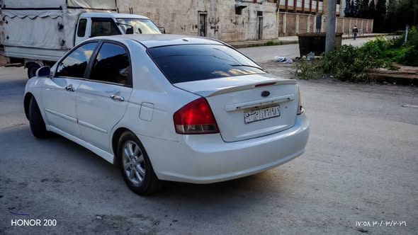 كيا سيراتو 2008 - صورة 1