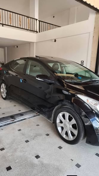 هيونداي ايلانترا 2011