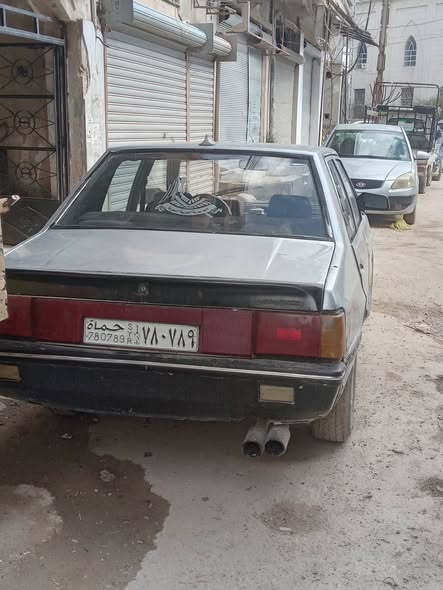 ميتسوبيشي لانسر 1983 - صورة 3