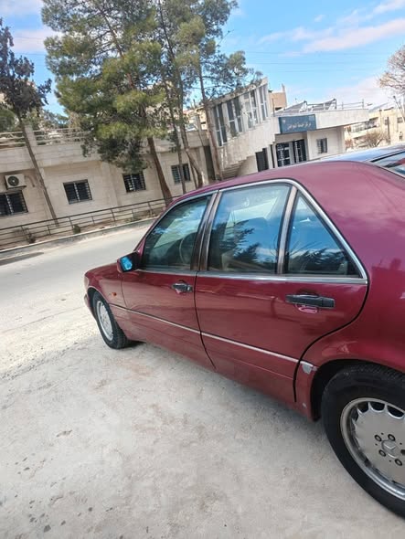 مرسيدس 320 1994 - صورة 3