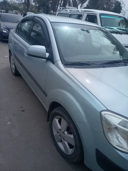 كيا ريو 2008 - صورة 1