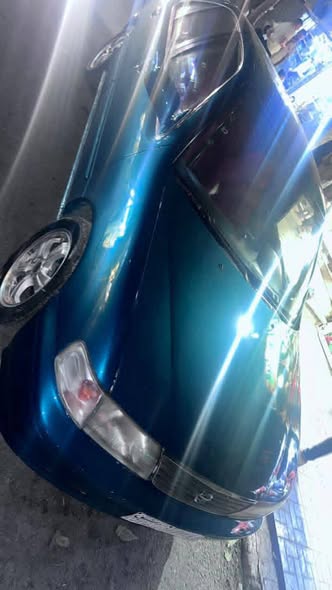 نيسان سوني 1996